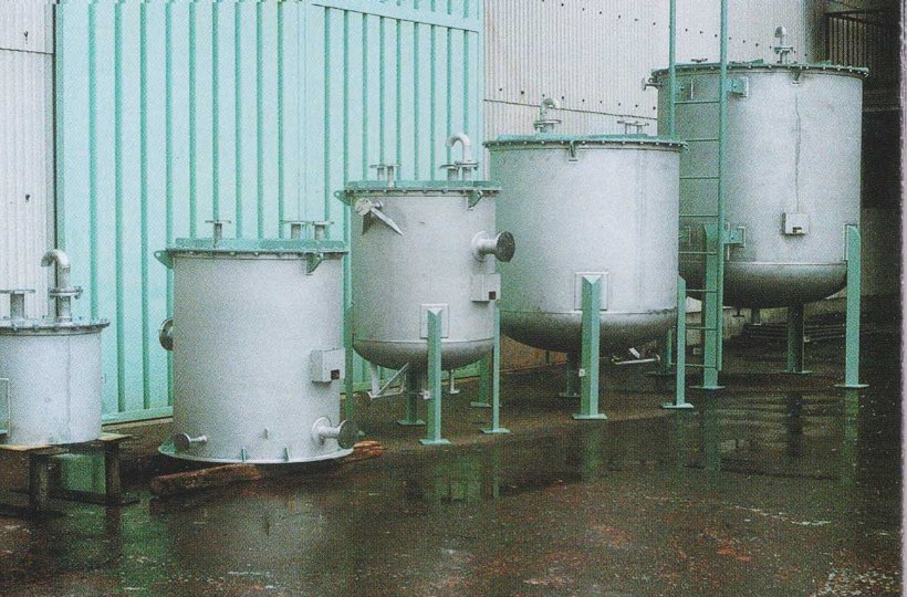 溶剤タンク（SUS製）